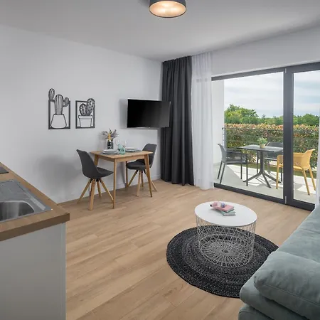 Lana Premium 2 Apartment